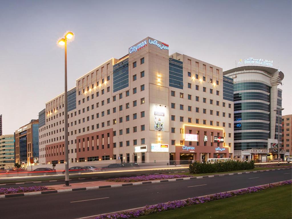 Citymax Hotel Bur Dubai is a modern and comfortable 3-star hotel located in the heart of Dubai. The hotel is popular among tourists because of its convenient location, affordable prices, and excellent service.

The hotel is close to major attractions, shopping areas, and cultural landmarks, making it a great choice for family travelers.